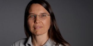 Brigitte Béhal, directrice des achats, des recettes externes et des affaires juridiques du CNES